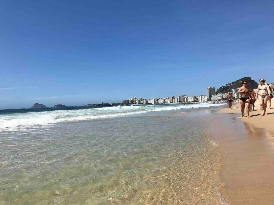 Flor De Copacabana - 4 Pessoas, Praia E Privativo Apartment Рио де Жанейро Екстериор снимка